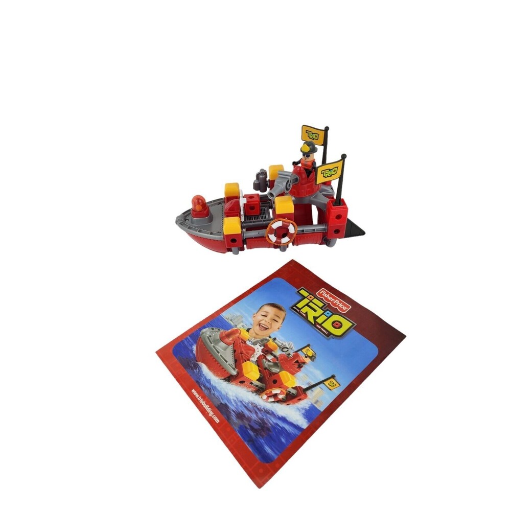 Trio  Bricks Fire House And Rescue Boat, Incomplete Lot